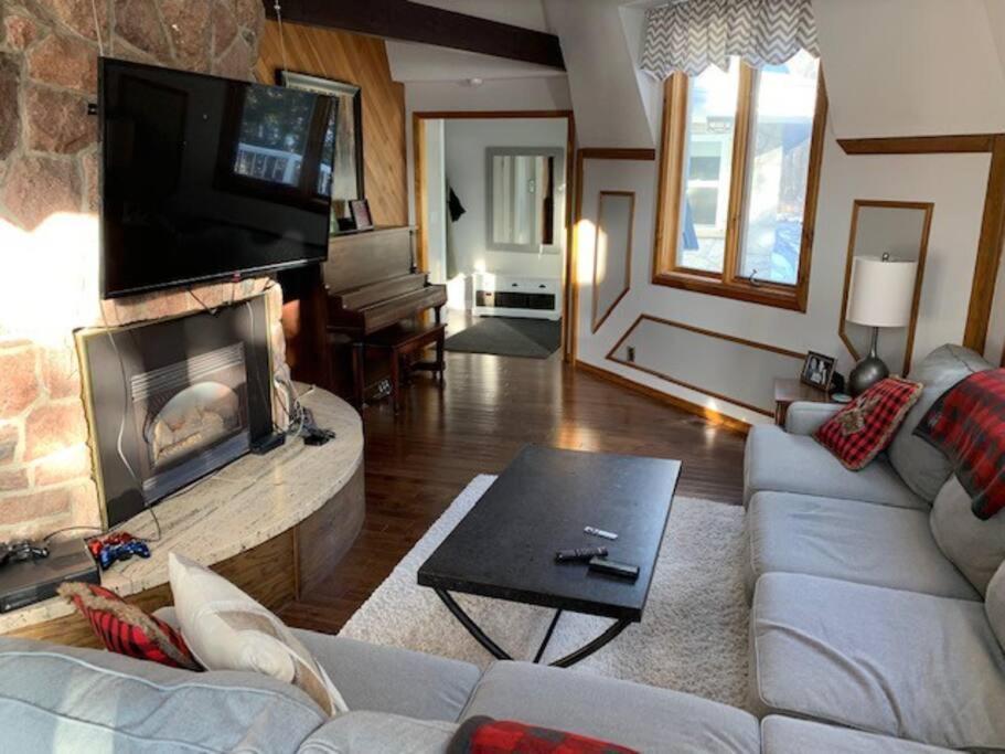 Waterfront In Muskoka Severn